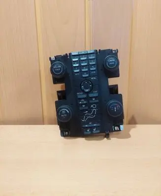 Volvo V50 Climate control unit 30737669