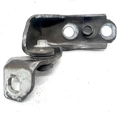 Ford Fusion II Front door upper hinge P001A