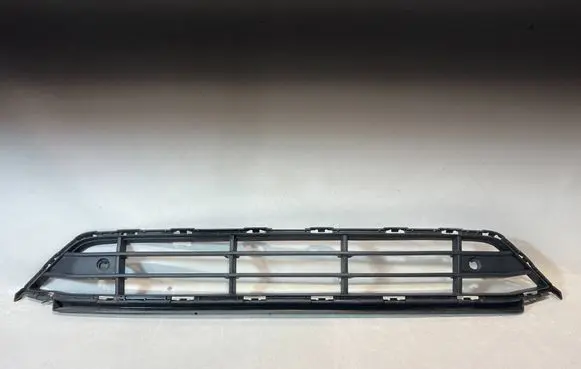 Volvo XC90 Front bumper lower grill 31663497