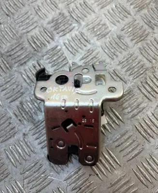 Skoda Octavia Mk3 (5E) Tailgate/trunk/boot lock/catch/latch 5E0827505