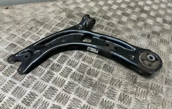 Volkswagen Golf VII Front lower control arm/wishbone 5Q0407151AC