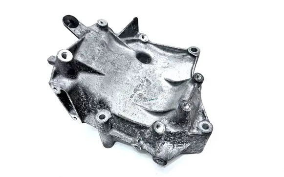 Mercedes-Benz C W205 Generator/alternator bracket A6512340339