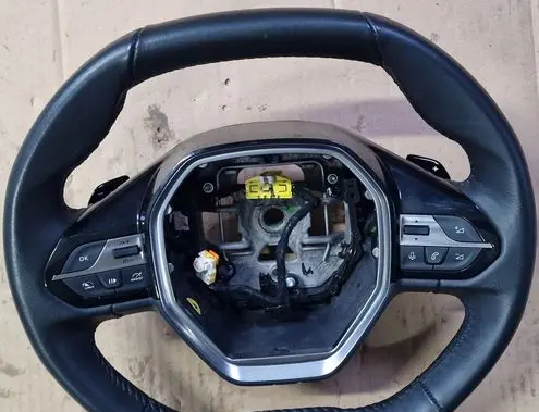 Peugeot 308 Steering wheel