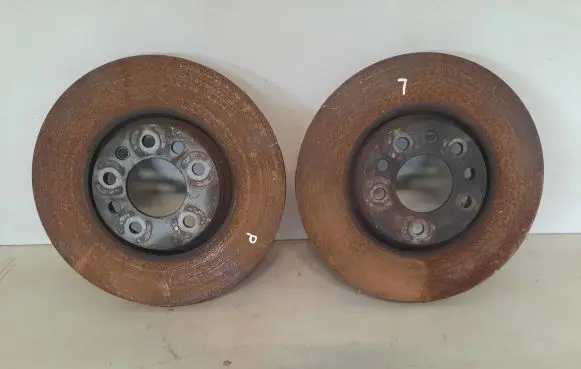 Opel Zafira B Front brake disc