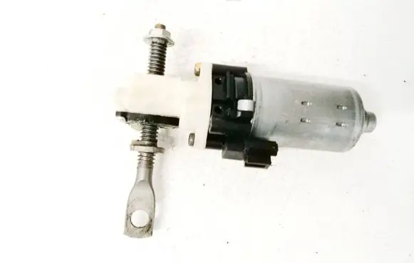 Lexus IS 220D-250-350 Seat adjustment motor 8582033020 85820-33020