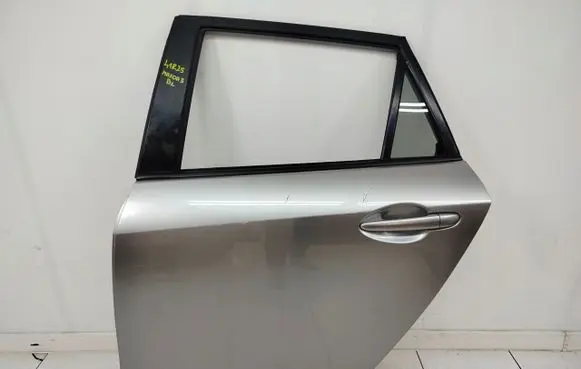 Mazda 3 II Rear door 