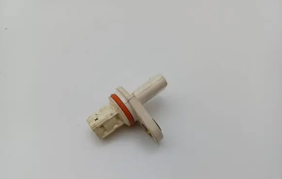 Opel Corsa E Camshaft position sensor 55566932