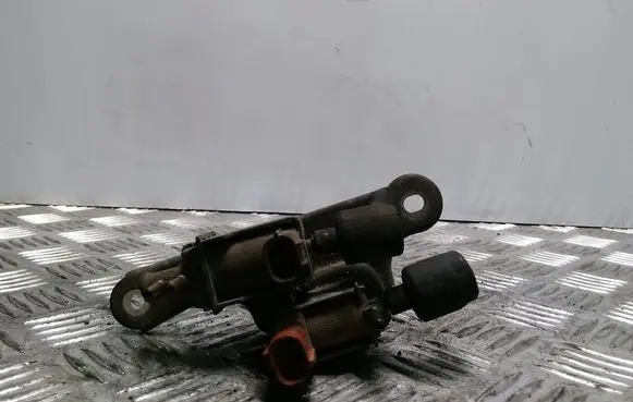 Toyota Avensis T220 Vacuum valve 2581964120 2586064440 1946003600