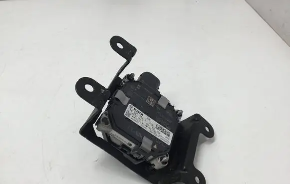Volkswagen Touareg III Distronic sensor radar 760907561J