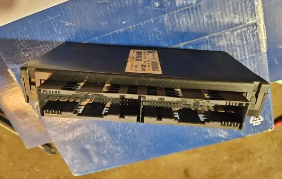 BMW 5 E60 E61 Comfort/convenience module 9157156 53225684 239943