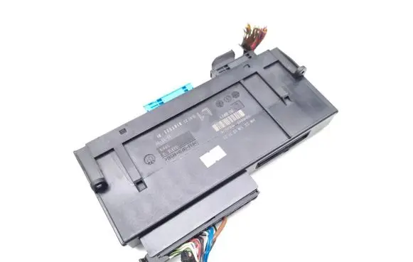BMW 3 E92 E93 Central body control module 9187533 6135918753301
