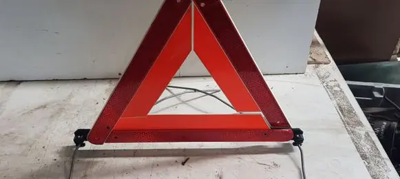 BMW 5 E39 Emergency warning sign 27R034002