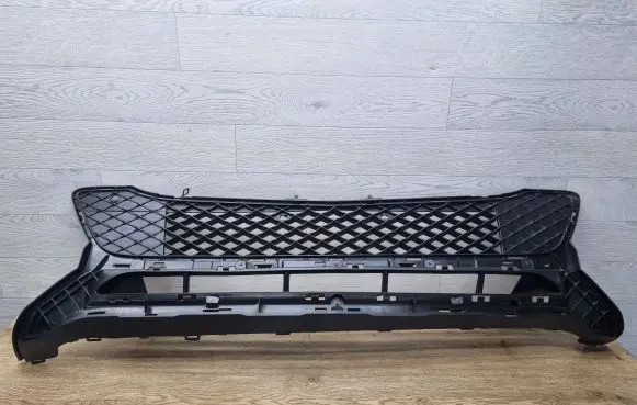 Mercedes-Benz GLK (X204) Front bumper lower grill A2048856823