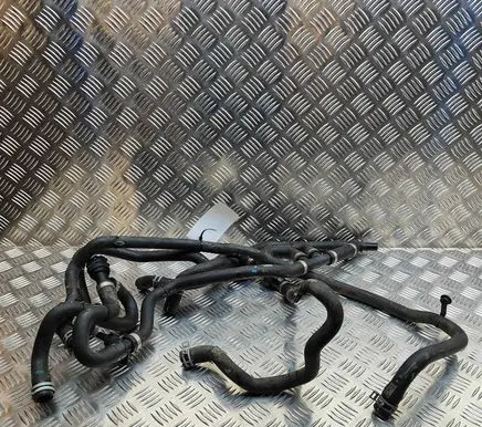 Volvo XC40 Engine coolant pipe/hose 32138746 32138730
