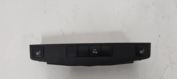 Mercedes-Benz C W204 Seat heating switch A2049051100 33702402 0628000620