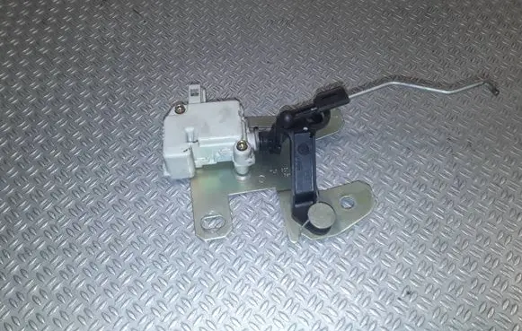 Volkswagen Touareg I Tailgate boot lock/latch motor 7L6827425