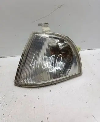 Skoda Octavia Mk1 (1U) Front indicator light 1U0953155