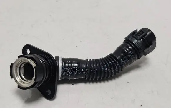 BMW X3 F25 Breather/breather pipe/hose 7584128 70514837
