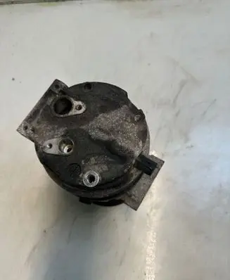 Renault Laguna II Air conditioning (A/C) compressor (pump) 8200024397