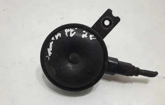 Hyundai Santa Fe Horn signal 28R000034