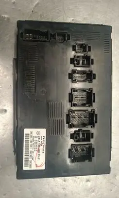Mercedes-Benz R AMG W251 SAM control unit A1644403301
