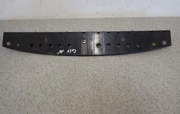 Mitsubishi Colt Front grill 5256A843