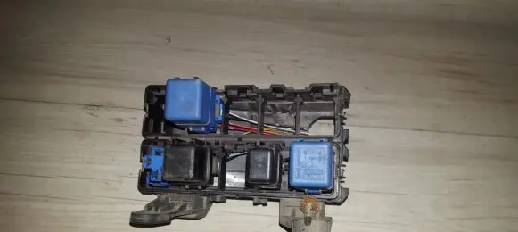 Nissan Almera Fuse box set