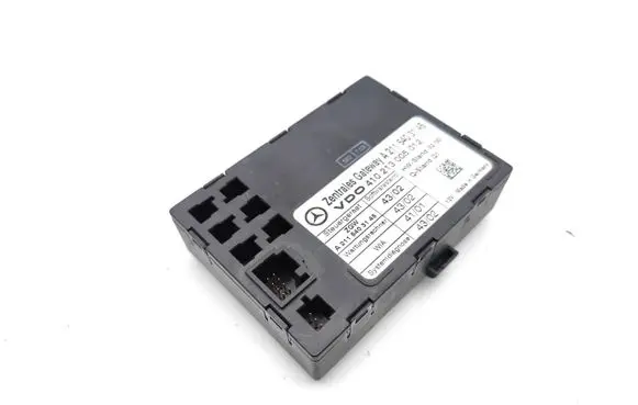 Mercedes-Benz E W211 Gateway control module A2115403145