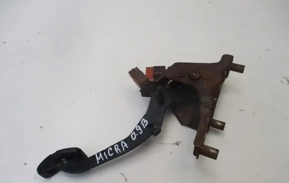 Clutch pedal