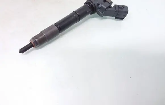 Volvo V60 Fuel injector 31405404 11R15720 VEA132370010AAB