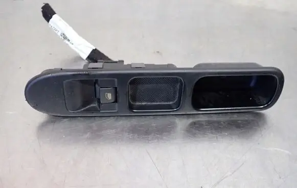 Peugeot 207 Central console control unit 
