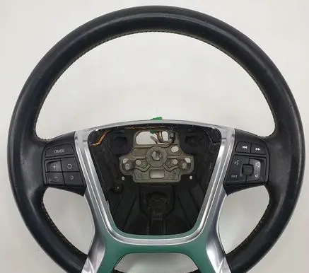 Volvo V70 Steering wheel