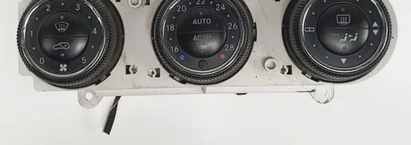 Mercedes-Benz ML W163 Climate control unit A1638204989