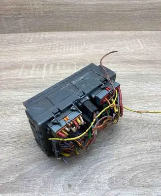 Peugeot 206 Fuse box set PSA9459081380 A07762114527