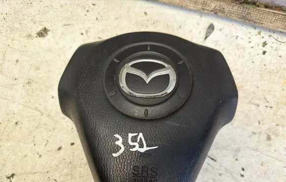 Mazda 3 I Steering wheel airbag