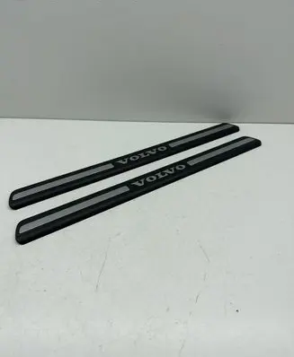 Volvo V60 Front sill trim cover 8659960