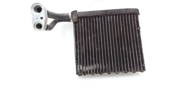 Volvo V50 Air conditioning (A/C) radiator (interior) 668005F
