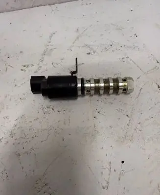 Hyundai Tucson TL Camshaft vanos timing valve 52B700