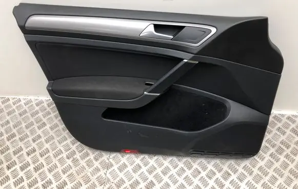 Volkswagen Golf VII Front door card panel trim