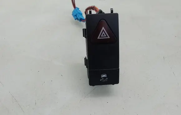 Mercedes-Benz E W212 Hazard light switch 2129051000