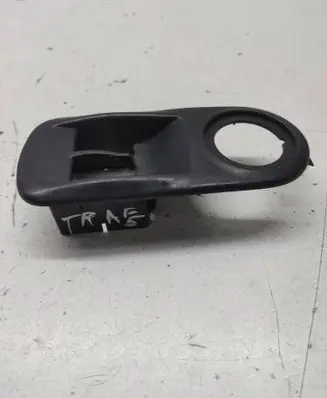 Renault Trafic II (X83) Front door window switch trim 8200011867 9116523 29181