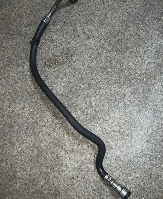 Power steering hose/pipe/line