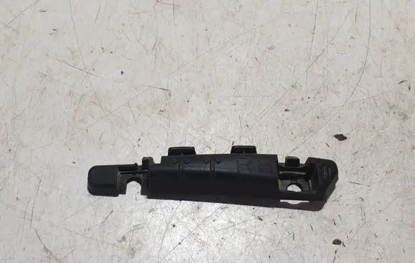 Hyundai Kona I Front bumper mounting bracket 86357J9000