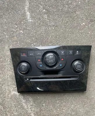Lancia Thema Climate control unit 1UW97AAAAA TZ1AA2771A0049