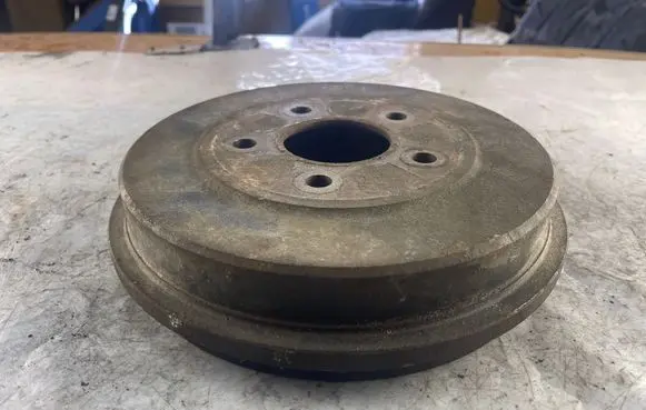 Ford Focus Drum brake (rear) 3m511126ac