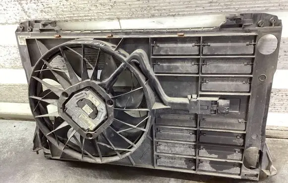 Audi A8 S8 D3 4E Radiator cooling fan shroud 4E0959455F 3137229011 1137328163