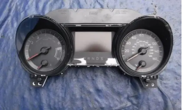 Ford Mustang VI Speedometer (instrument cluster) GR3T10849EF