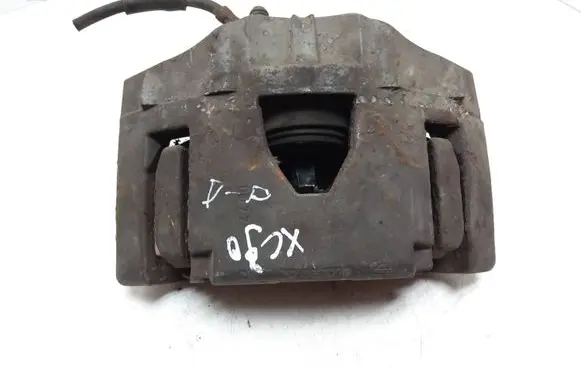 Volvo XC90 Front brake caliper 30657307