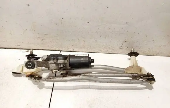 Front wiper linkage and motor