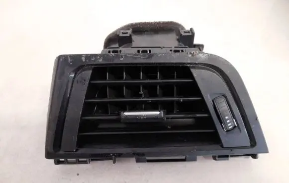 BMW 3 F30 F35 F31 Dash center air vent grill 923197013 9231970-13
